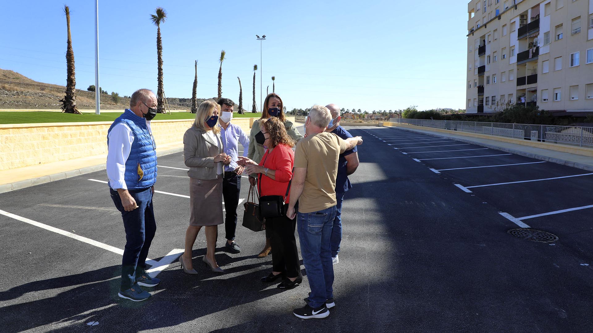 Finalizan las obras del aparcamiento público de la Calle Gabriel García Márquez en Nueva Andalucía