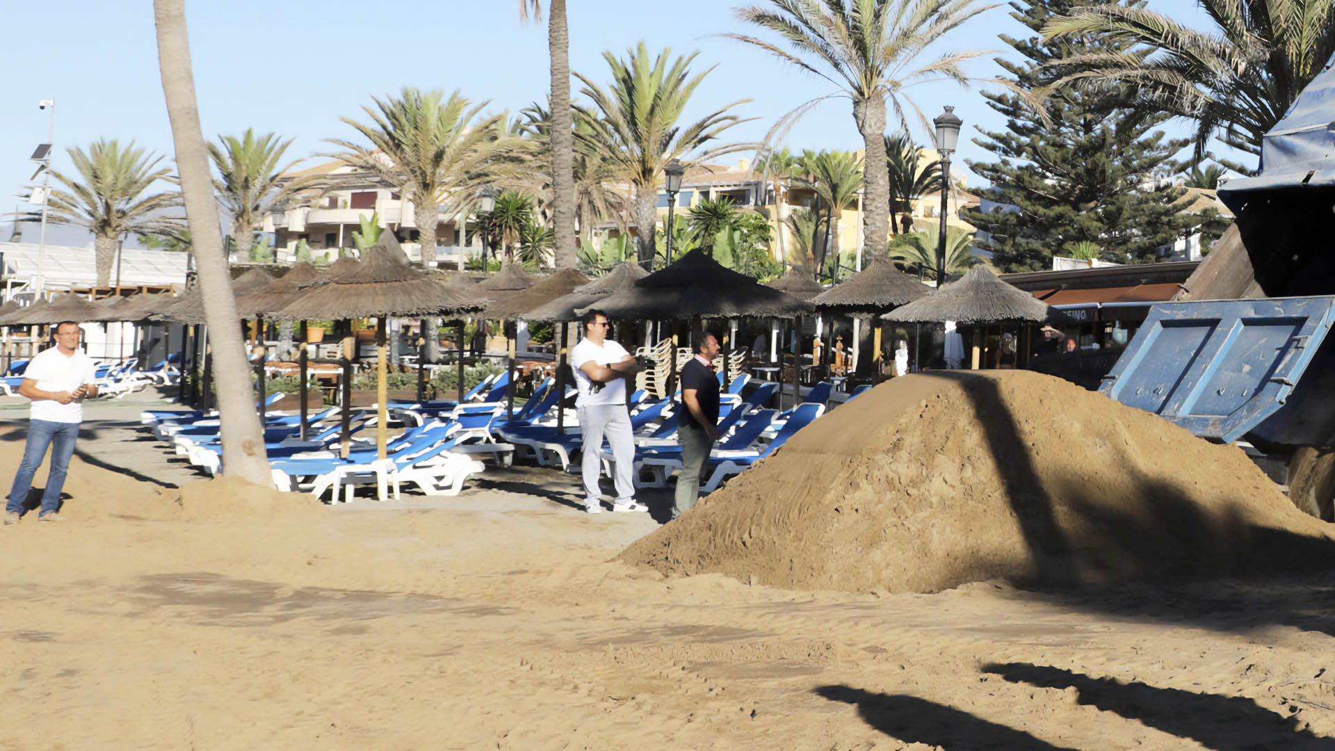 Evidente retraso en el aporte de arena a las playas de San Pedro Alcántara