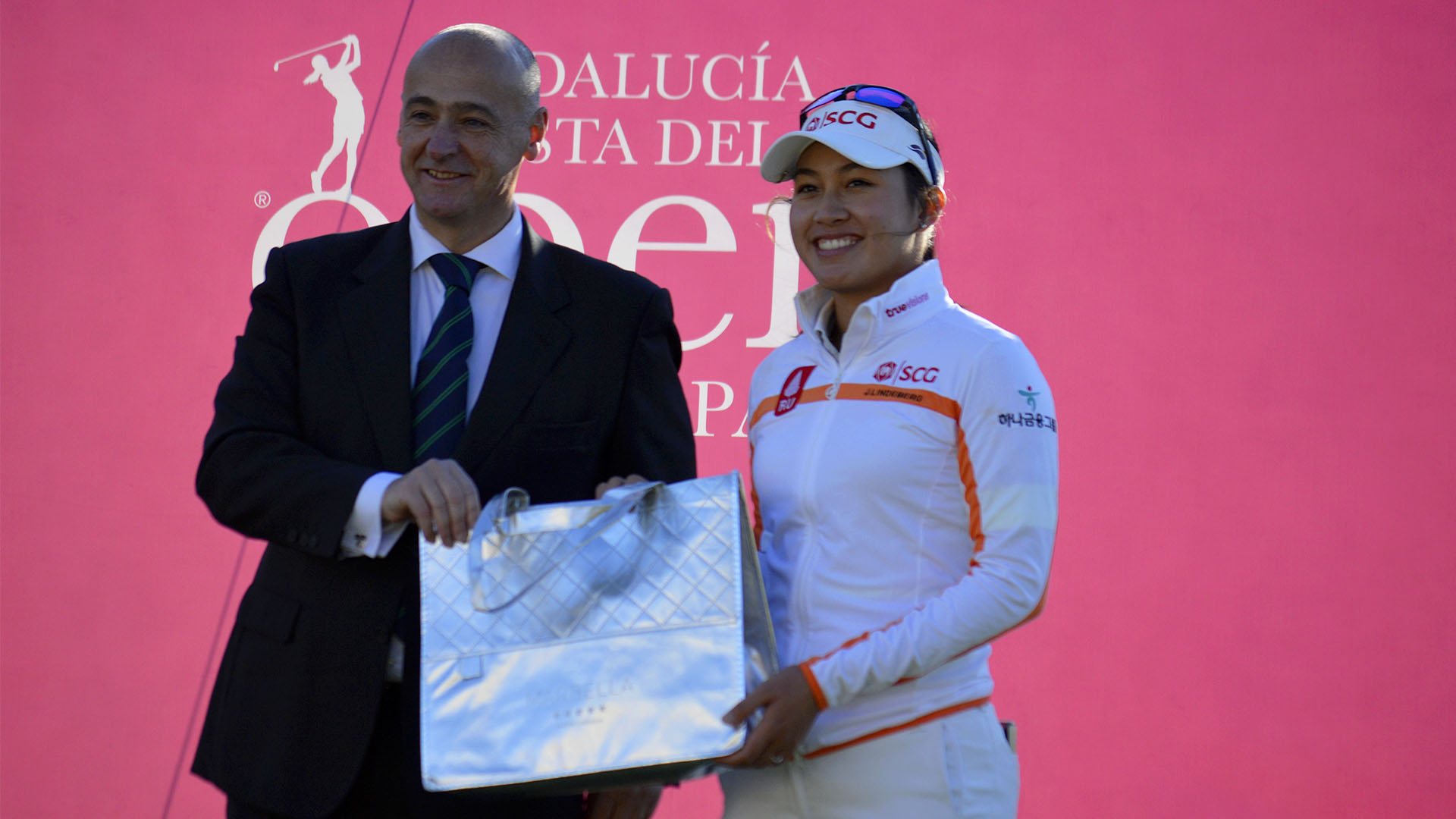 Atthaya Thitikul, se hace con el Race to Costa Del Sol de golf