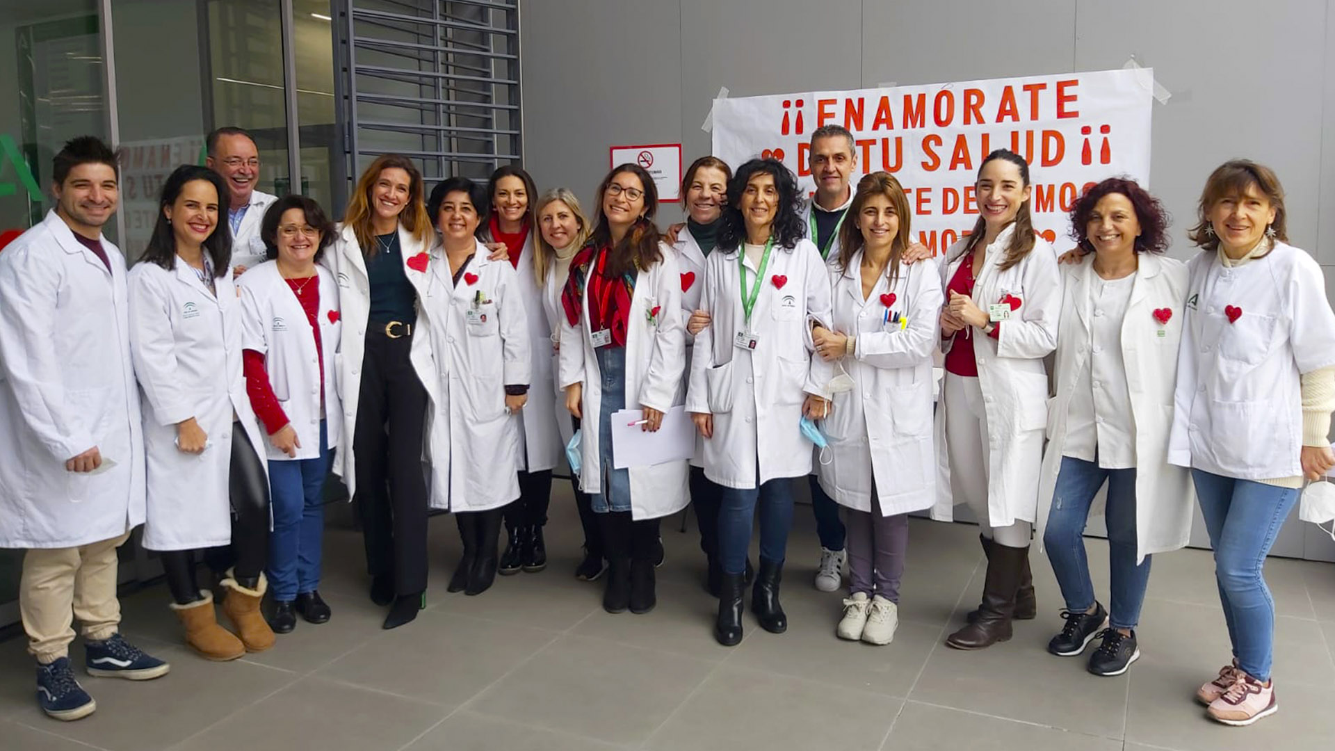 El centro de salud de San Pedro Alcántara celebra el Día de los Enamorados