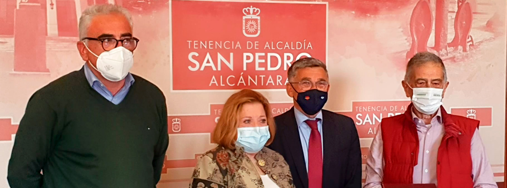 Homenaje a las librerías de San Pedro Alcántara en el 