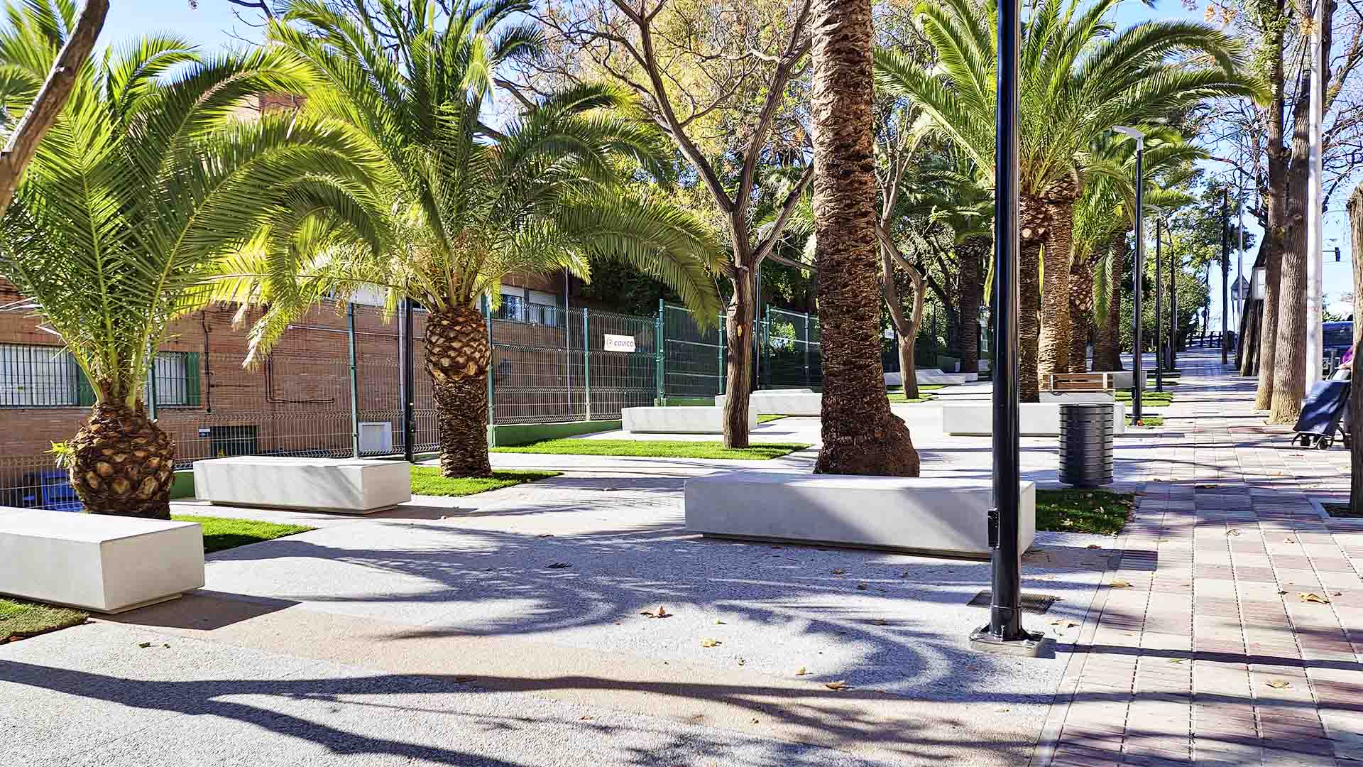 Finalizan las obras de mejora realizadas en el acceso al CEIP Al-Ándalus · Foto:Volcando Ideas