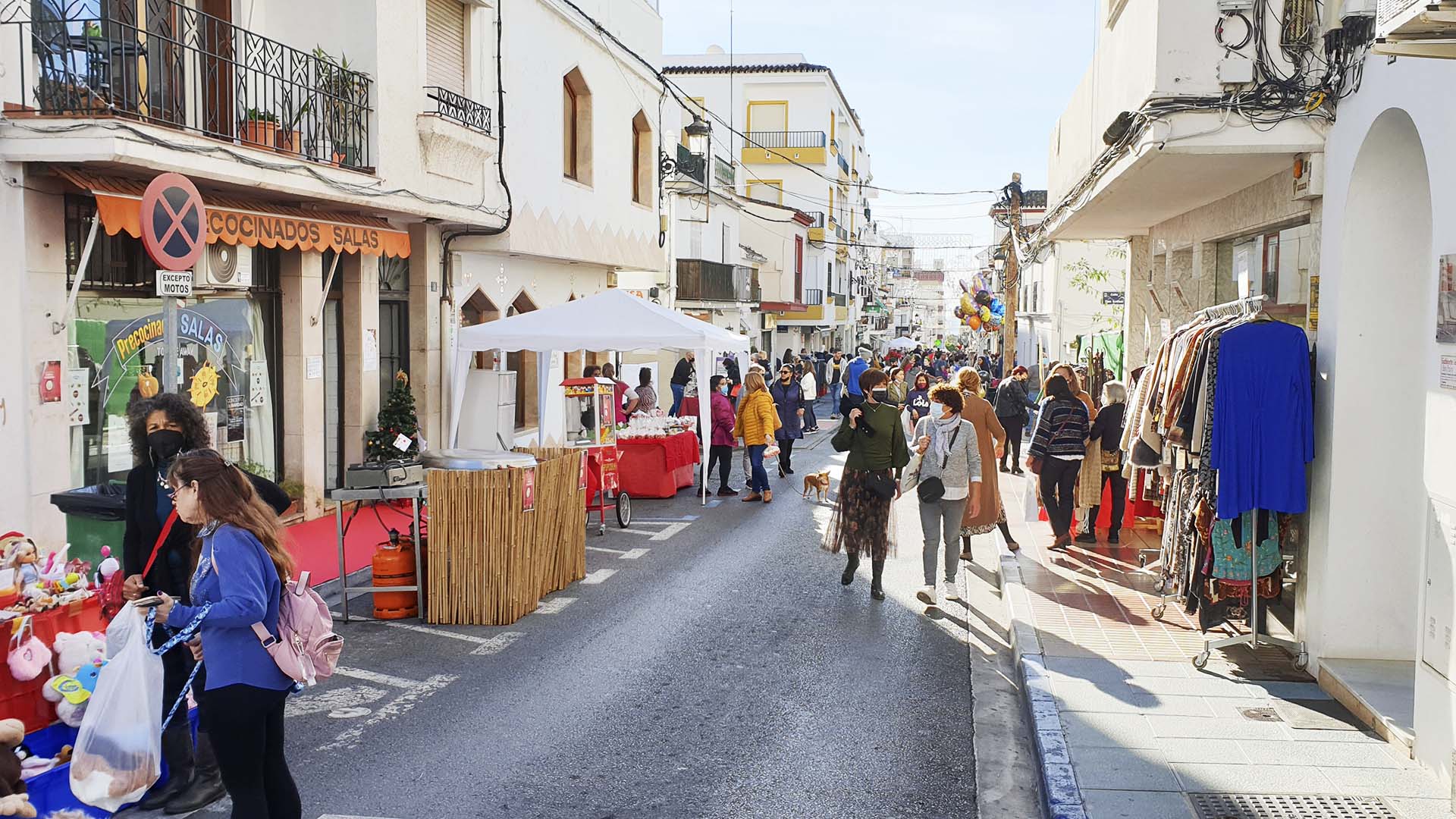 El próximo sábado se celebra un nuevo Mercadillo Navideño en el centro de San Pedro Alcántara