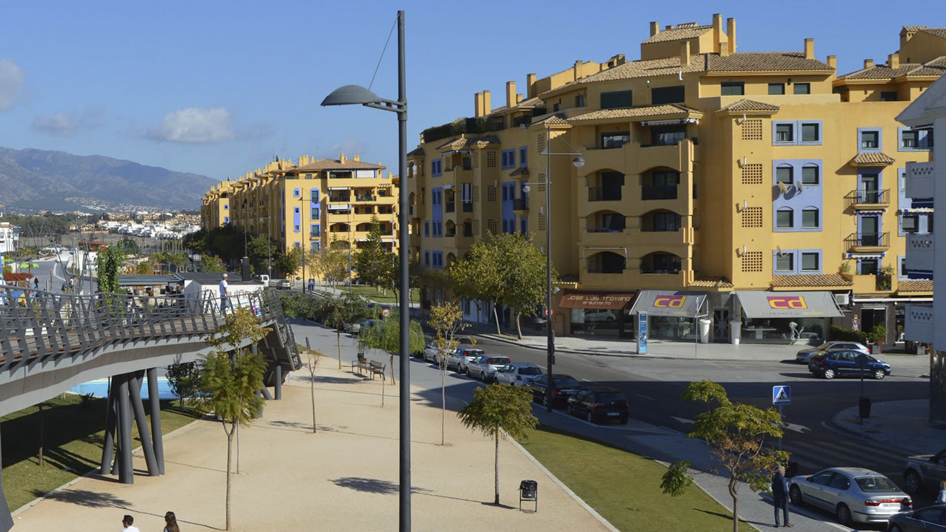 Obras de alfaltado en la calle Manuel González Portilla y la Avenida Juan Vargas