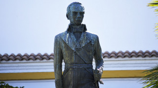 Crónicas de San Pedro Alcántara: T01-P24: 27 de junio de 2017. Homenaje al marqués del Duero Crónicas de San Pedro Alcántara: T01-P24: 27 de junio de 2017. Homenaje al marqués del Duero