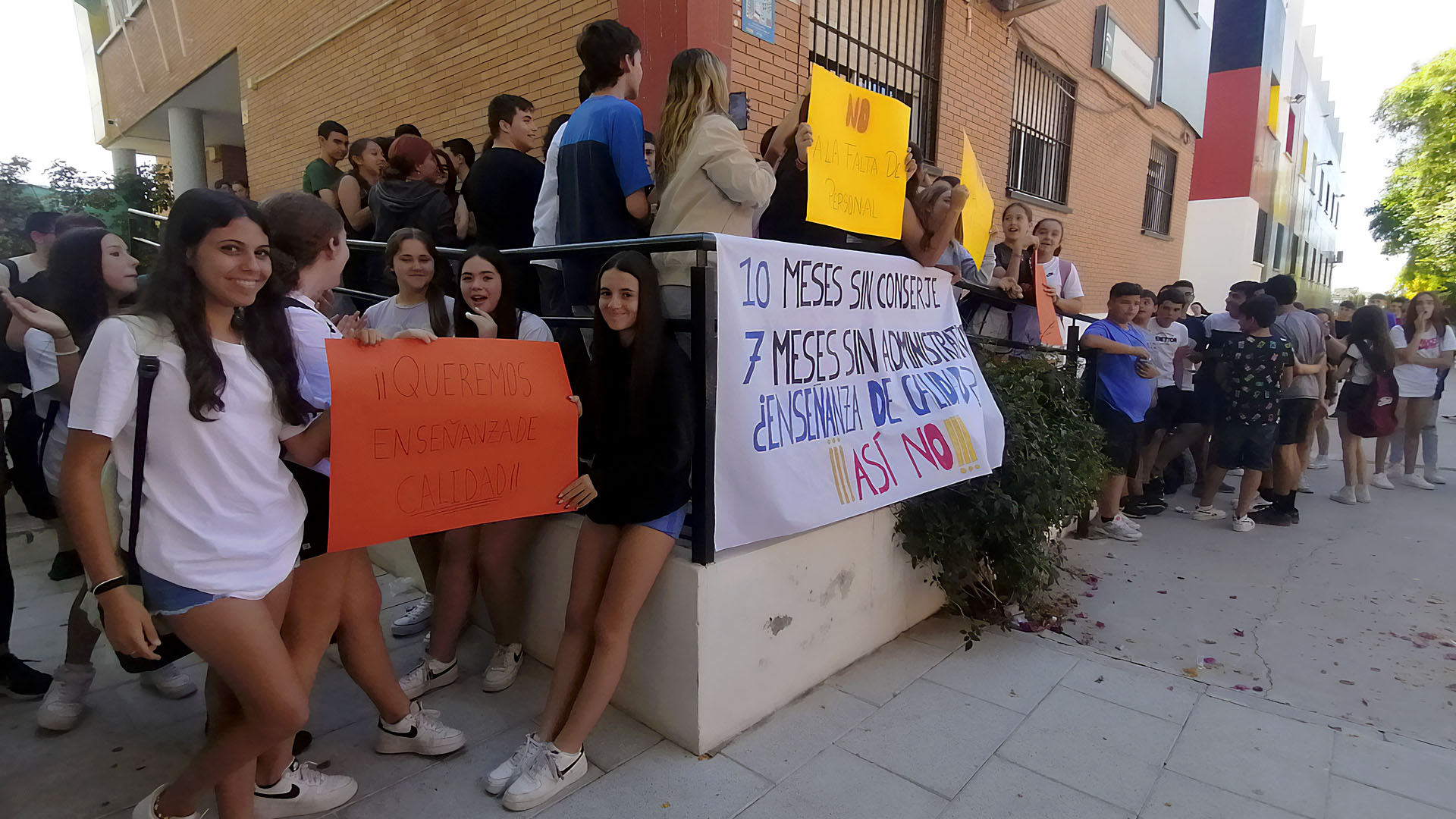 Las carencias educativas hacen presencia durante la campaña electoral